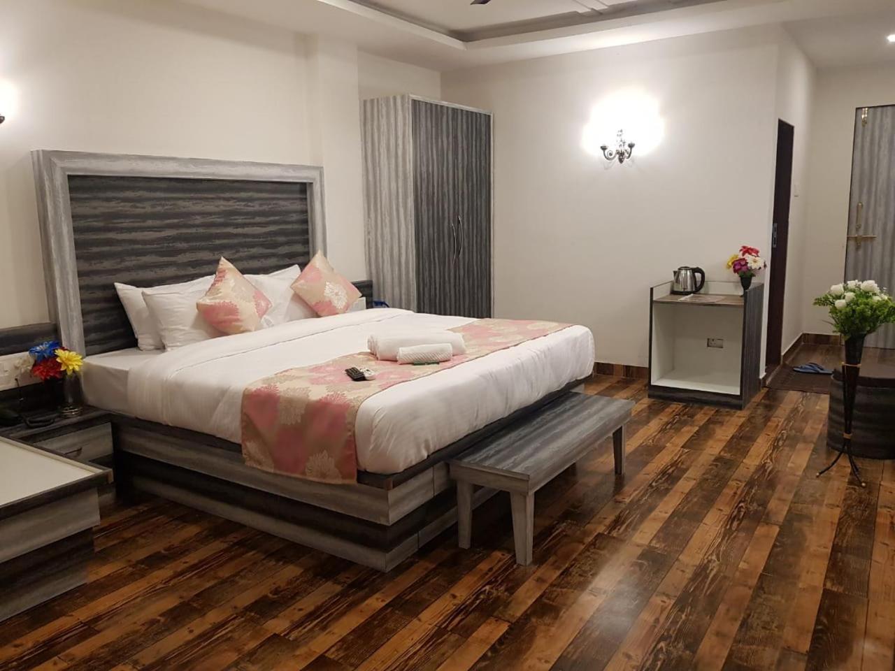 C P Cottage Mahabaleshwar Exterior photo